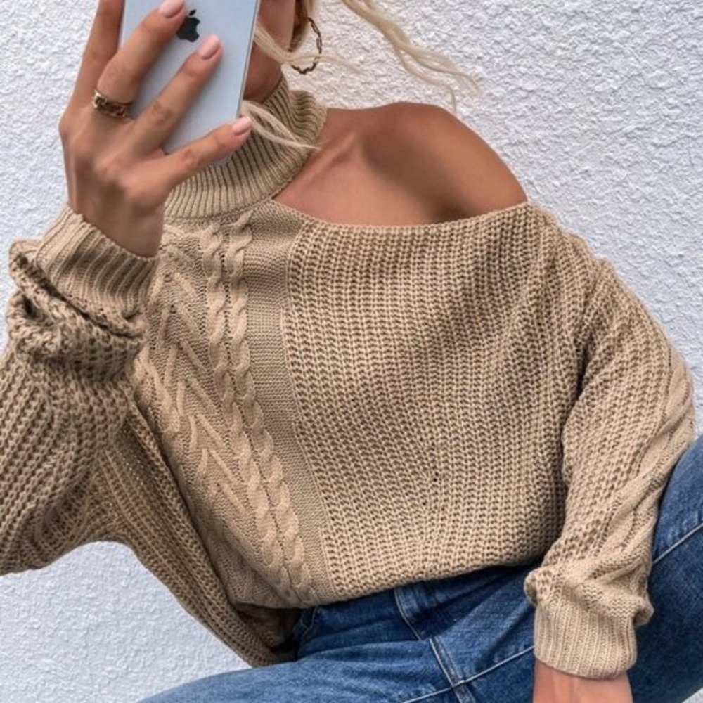 Peek Shoulder knit Sweater - Picture 4 of 6